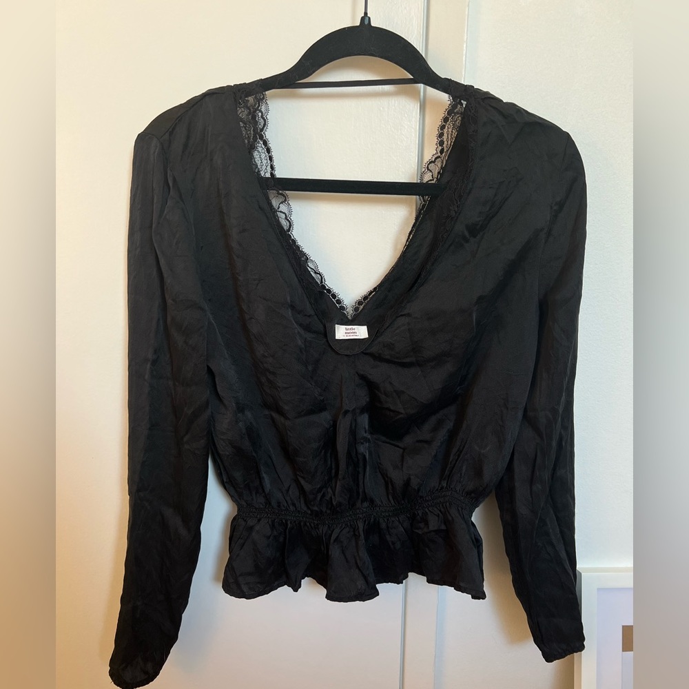 Aritzia little moon black silk blouse size S